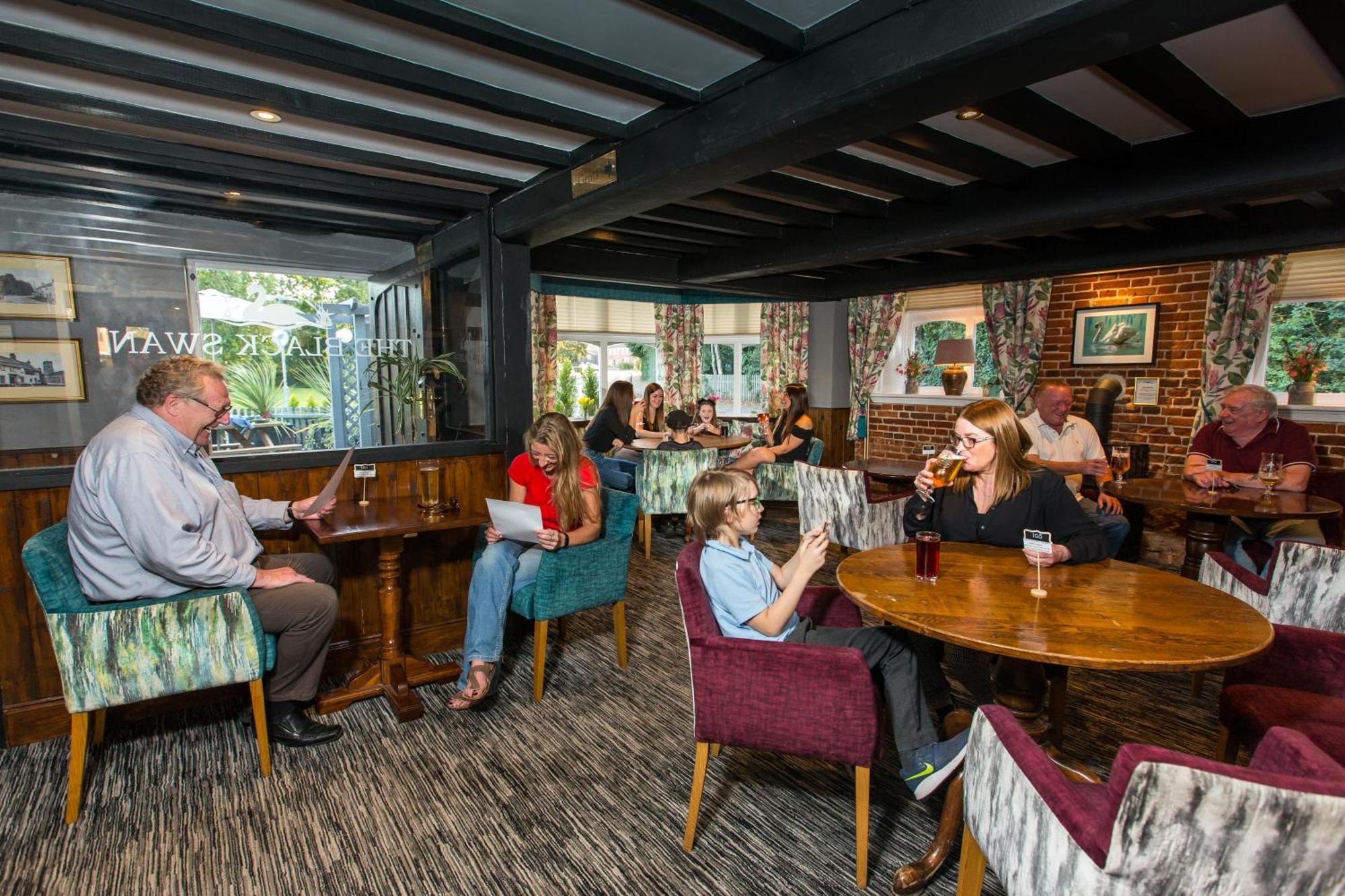 The Black Swan Inn Horsham St Faith Exterior foto